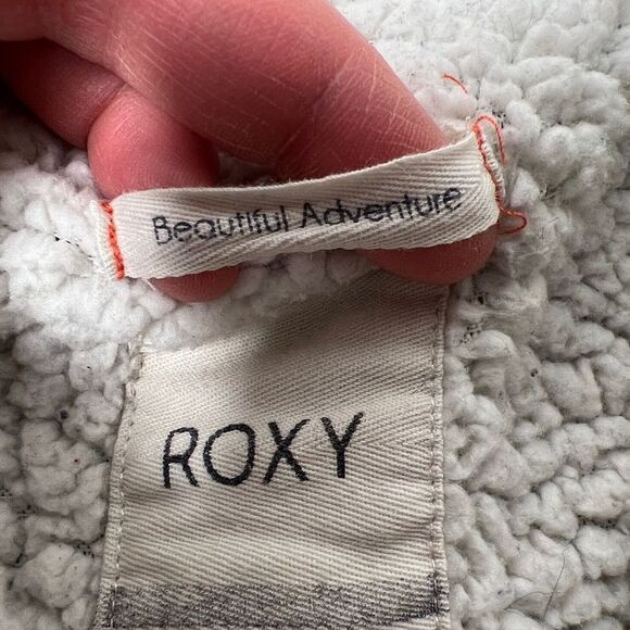Roxy Beautiful Adventure sherpa pea coat jacket in blue and off white inside. M - Picture 11 of 11